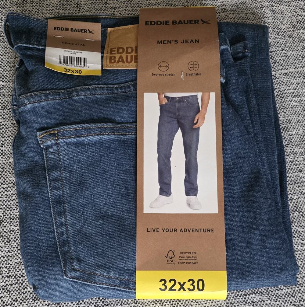Eddie Bauer Men's Straight Fit Blue Jeans size 32 / 30
